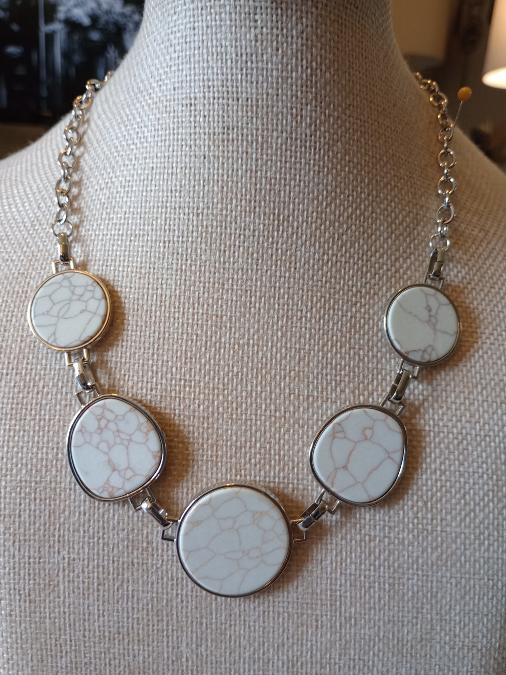 paparazzi White Veined Stone Link Necklace with Silver-Tone Accents